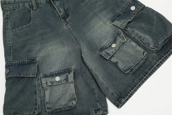 Autumn and Summer New Loose Wide-leg Korean Style Retro Shorts Jeans Men's Size - Image 6