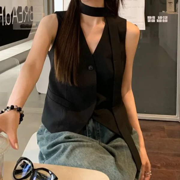 Women's High-End 2025 Summer Fashion Elegant Slimming Casual Suit Vest with Ribbon Button Decoration Sleek Sleeveless Top - Image 6