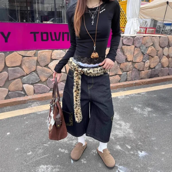 2025 European American Hiphop Street Pants Leopard Print Splicing Scimitar Jeans Embroidered Wide-Leg Cargo Pants Waist - Image 2