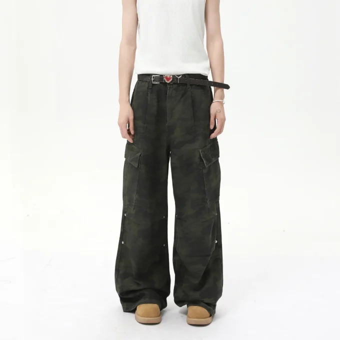 2025 Men's Fashion Camouflage Cotton Loose Jeans High Street Pleated Design Large Pocket Cargo Denim Pants - Image 4