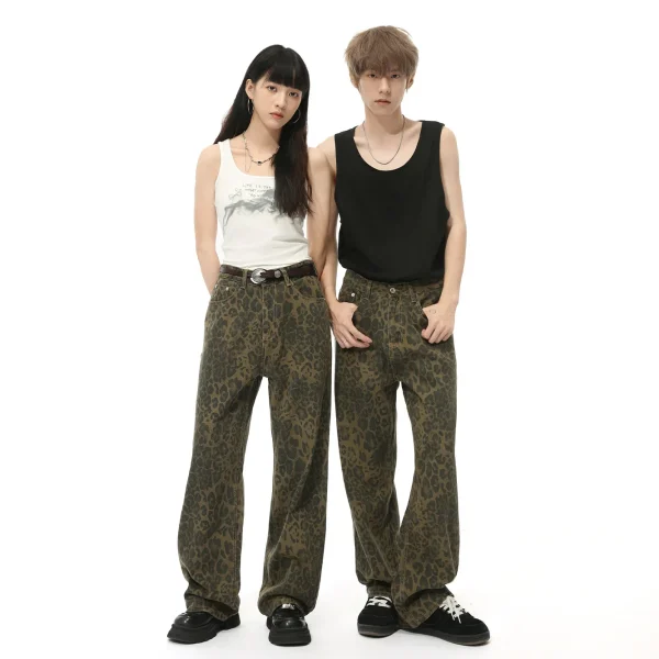 2025 Men's Mid Leopard Print Straight Loose Jeans New Arrival Hip-Hop Street Denim Autumn Fashion Denim - Image 3