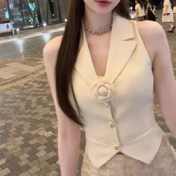 2025 Summer Elegant Sleeveless Top for Women White Small Suit Vest with Sweet Spicy French Style Waterproof Casual Outer Wear